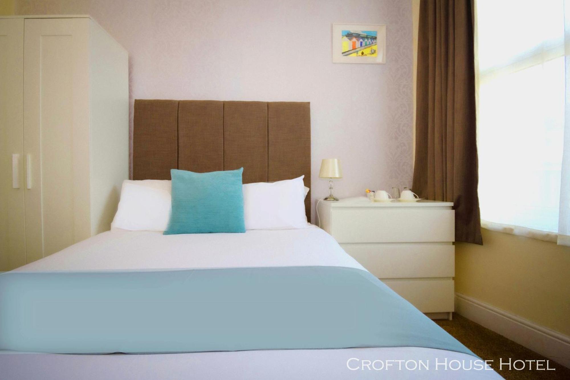 Crofton House Hotel Torquay Oda fotoğraf