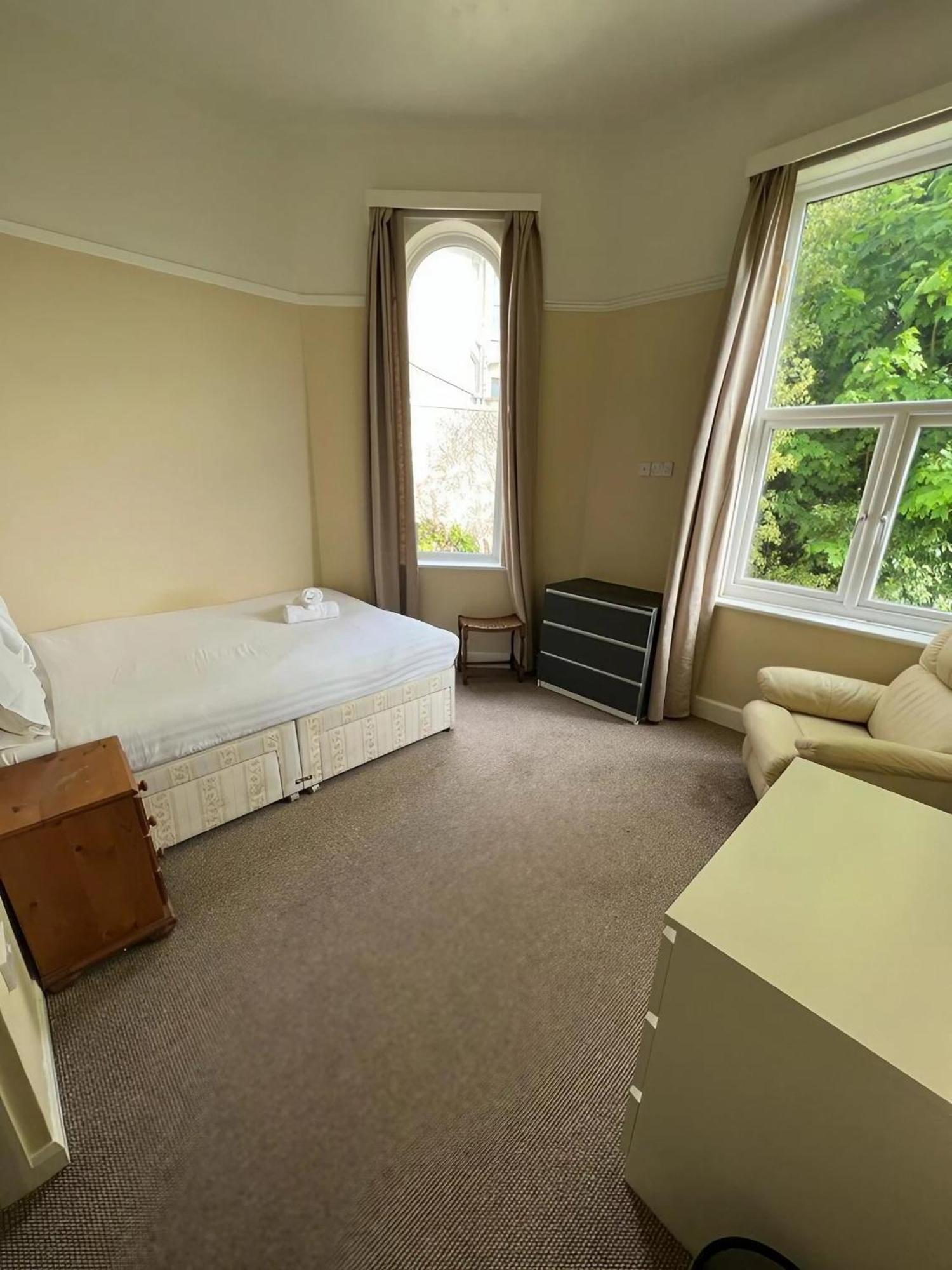 Crofton House Hotel Torquay Oda fotoğraf
